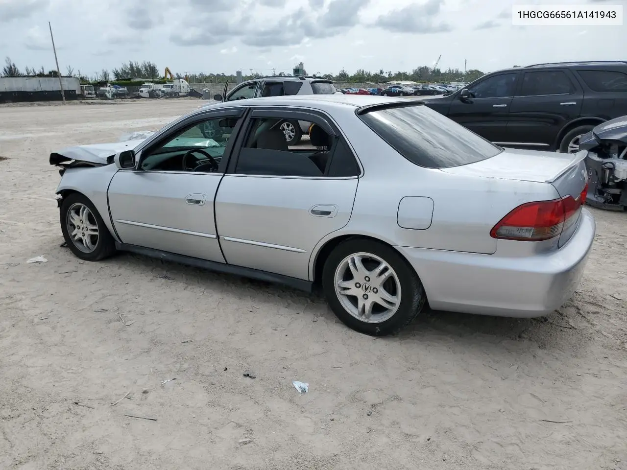 2001 Honda Accord Lx VIN: 1HGCG66561A141943 Lot: 62288325