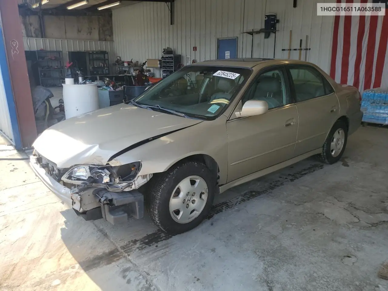 2001 Honda Accord Ex VIN: 1HGCG16511A063588 Lot: 62845225