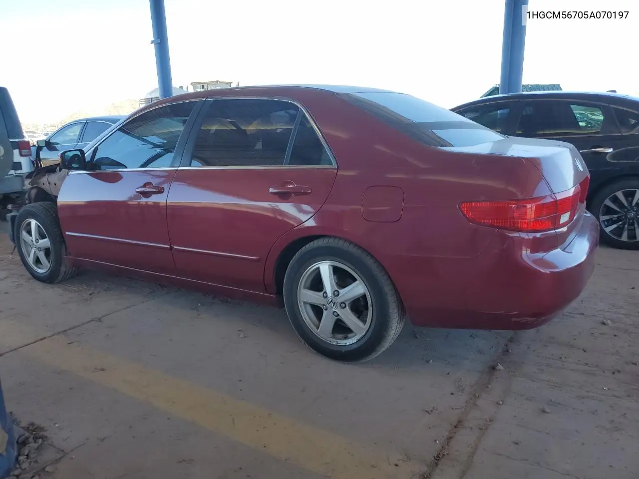 2005 Honda Accord Ex VIN: 1HGCM56705A070197 Lot: 61913705