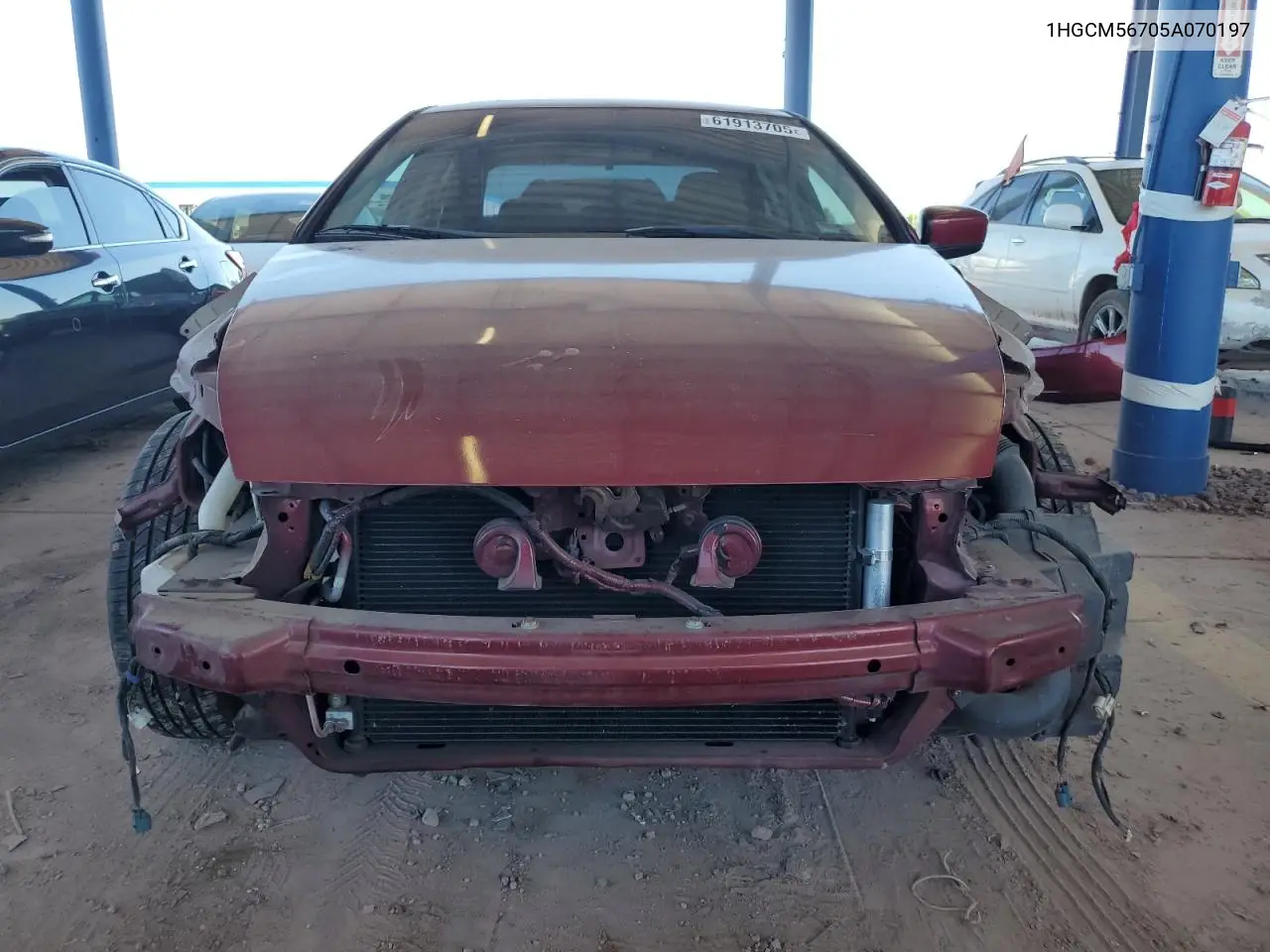 2005 Honda Accord Ex VIN: 1HGCM56705A070197 Lot: 61913705