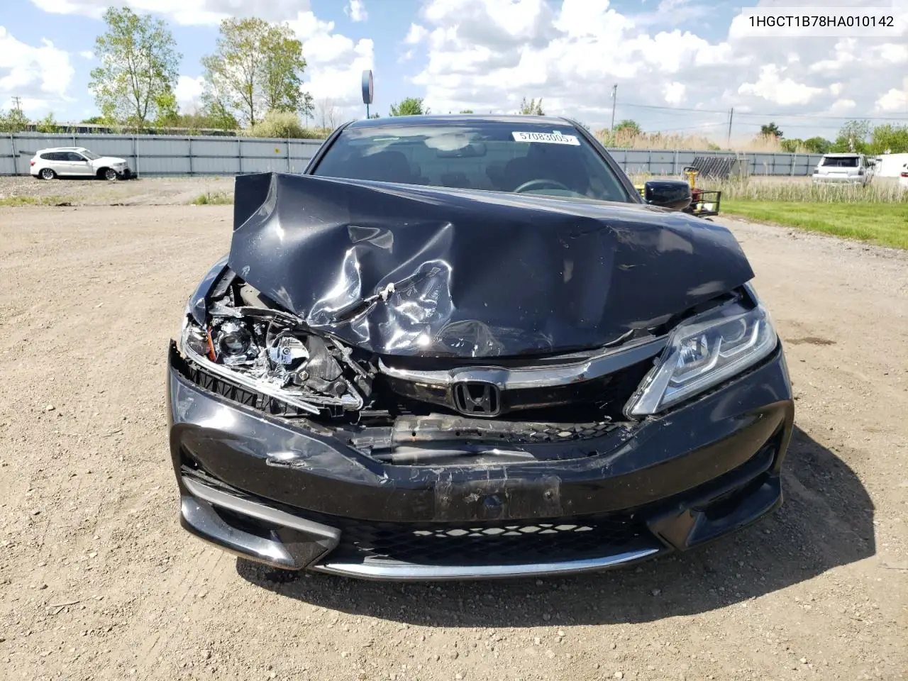 2017 Honda Accord Ex VIN: 1HGCT1B78HA010142 Lot: 57083005