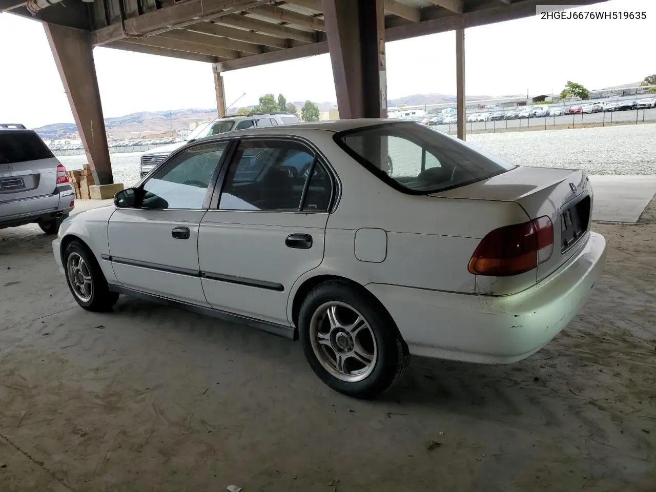 1998 Honda Civic Lx VIN: 2HGEJ6676WH519635 Lot: 62008005