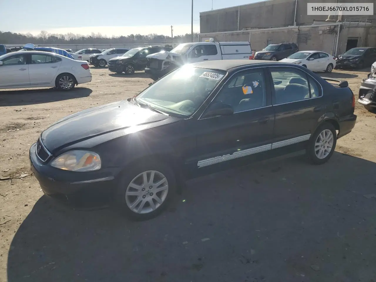 1999 Honda Civic Lx VIN: 1HGEJ6670XL015716 Lot: 57314425