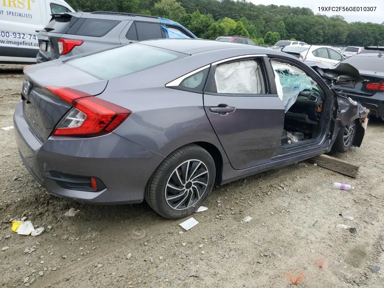 2016 Honda Civic Lx VIN: 19XFC2F56GE010307 Lot: 61153245