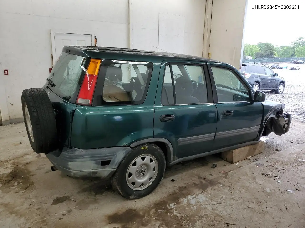 2000 Honda Cr-V Lx VIN: JHLRD2845YC002631 Lot: 55619645