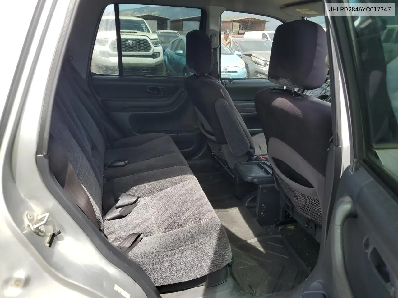 2000 Honda Cr-V Lx VIN: JHLRD2846YC017347 Lot: 57140835