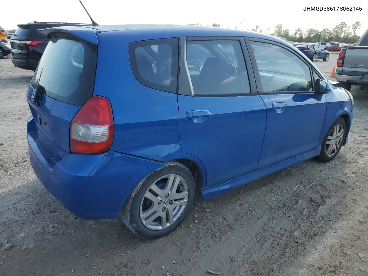 2007 Honda Fit S VIN: JHMGD38617S062145 Lot: 50420465