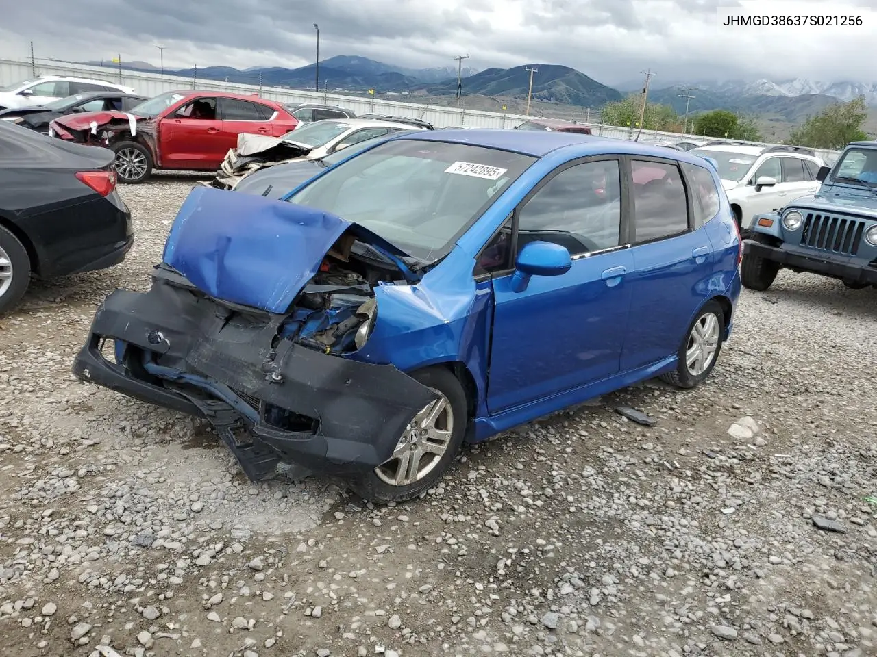2007 Honda Fit S VIN: JHMGD38637S021256 Lot: 57242895