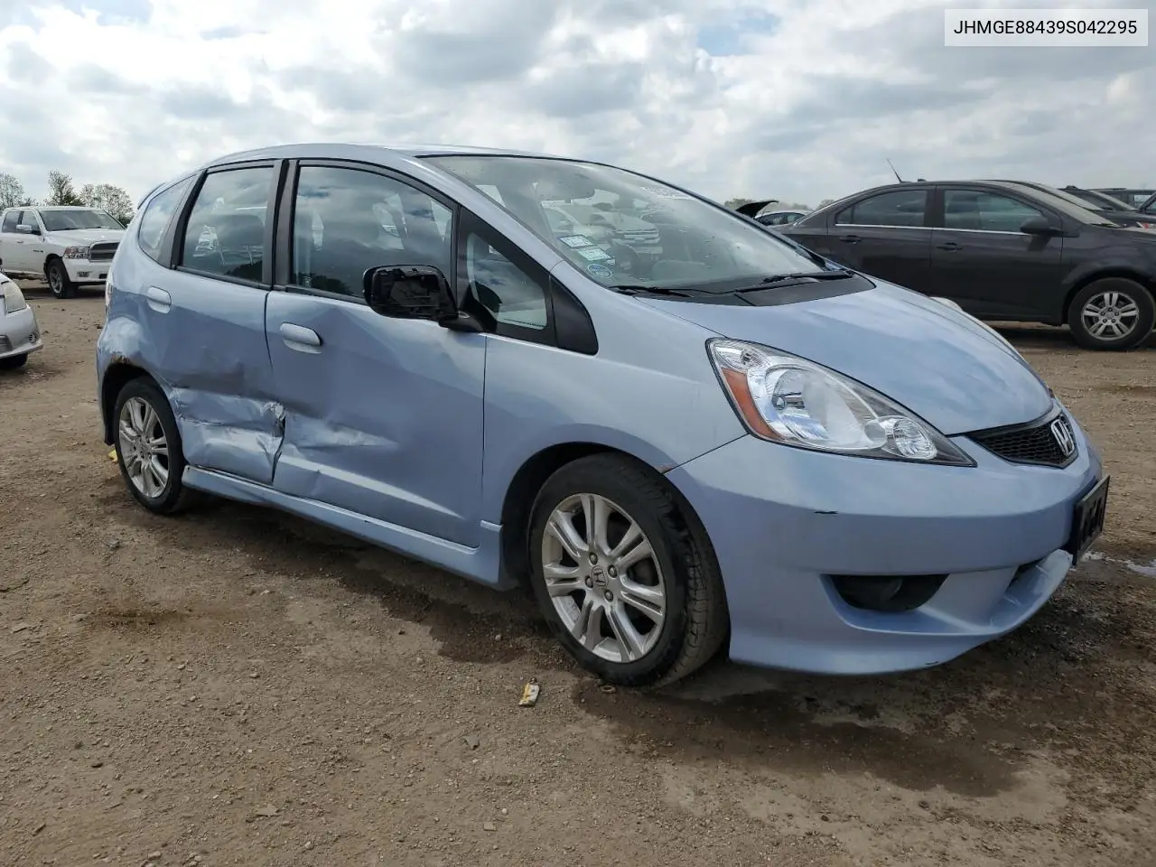 2009 Honda Fit Sport VIN: JHMGE88439S042295 Lot: 56234895