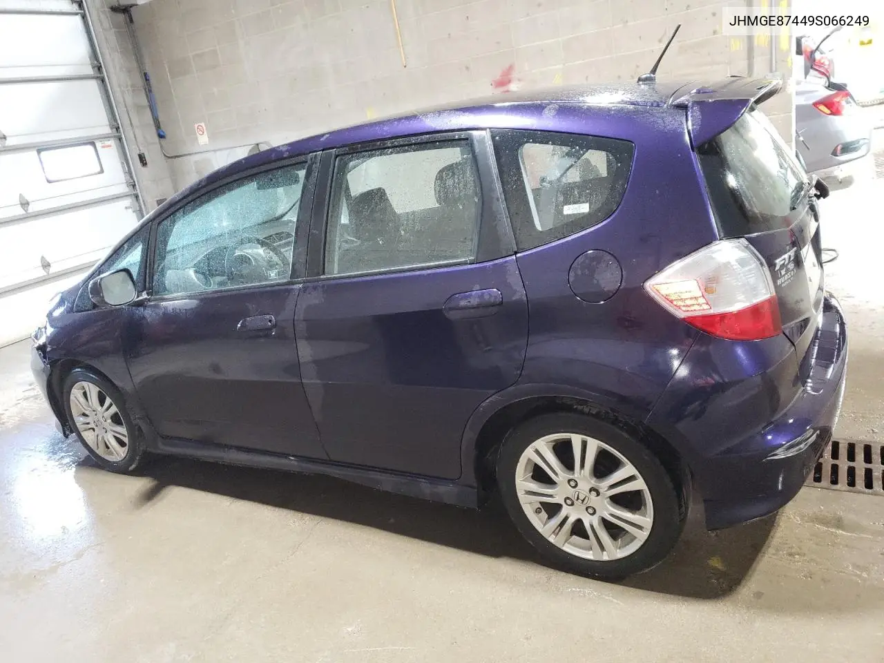 2009 Honda Fit Sport VIN: JHMGE87449S066249 Lot: 56694985