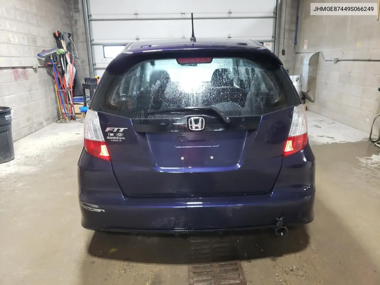 2009 Honda Fit Sport VIN: JHMGE87449S066249 Lot: 56694985