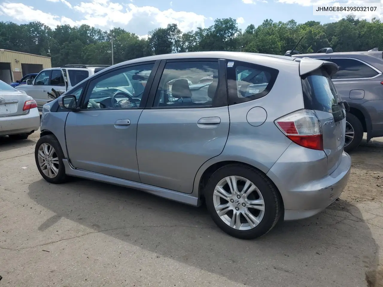 2009 Honda Fit Sport VIN: JHMGE88439S032107 Lot: 62328695