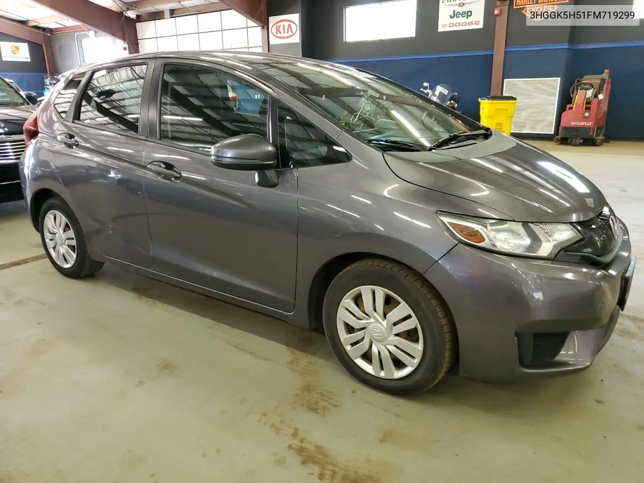 2015 Honda Fit Lx VIN: 3HGGK5H51FM719299 Lot: 65207775