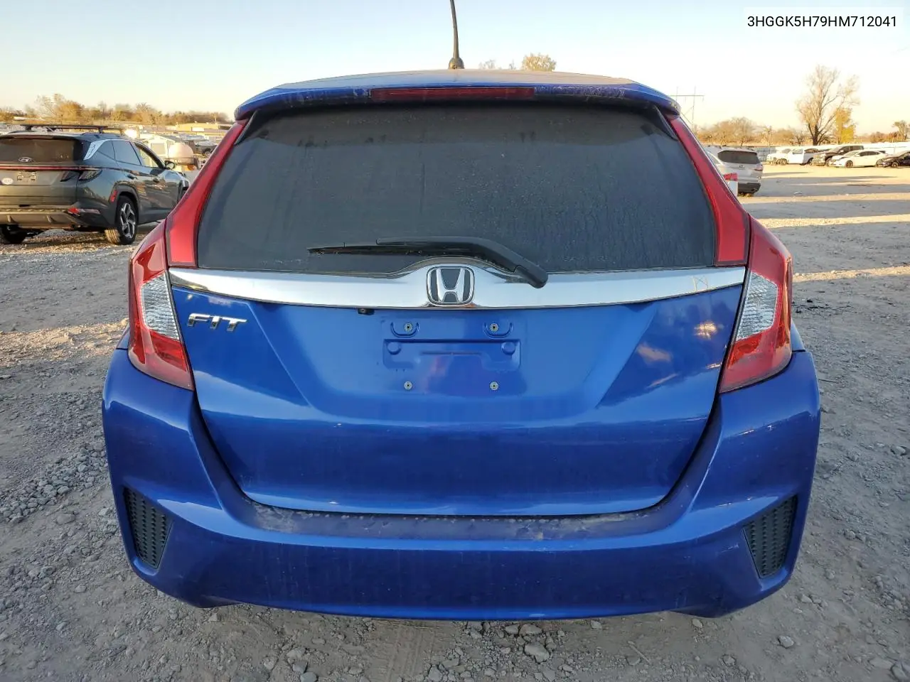 2017 Honda Fit Ex VIN: 3HGGK5H79HM712041 Lot: 81773314