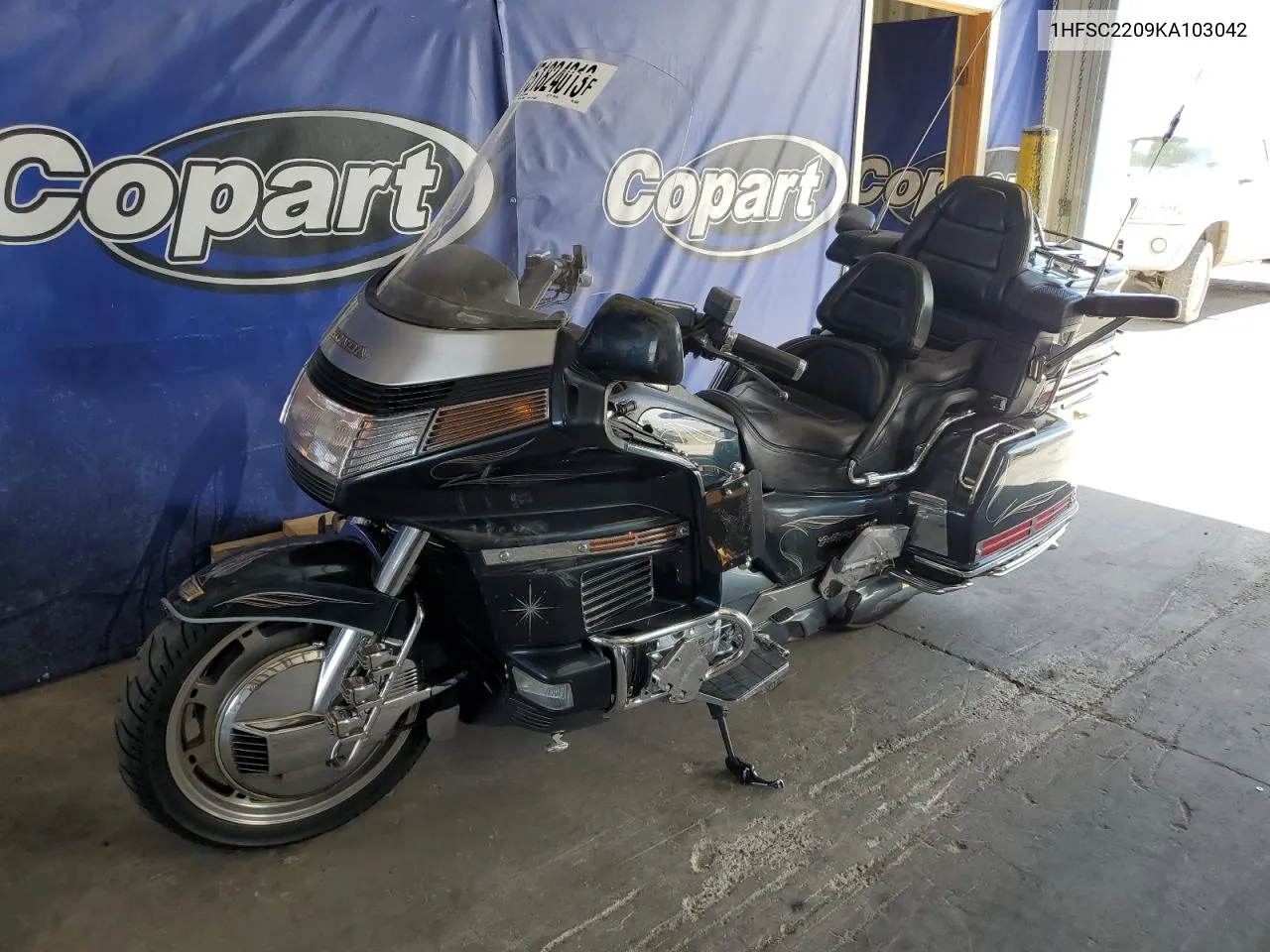 1989 Honda Gl1500 VIN: 1HFSC2209KA103042 Lot: 51824013