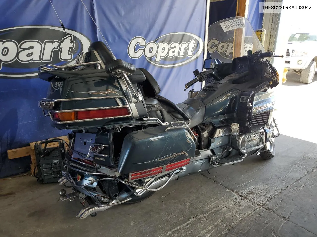 1989 Honda Gl1500 VIN: 1HFSC2209KA103042 Lot: 51824013
