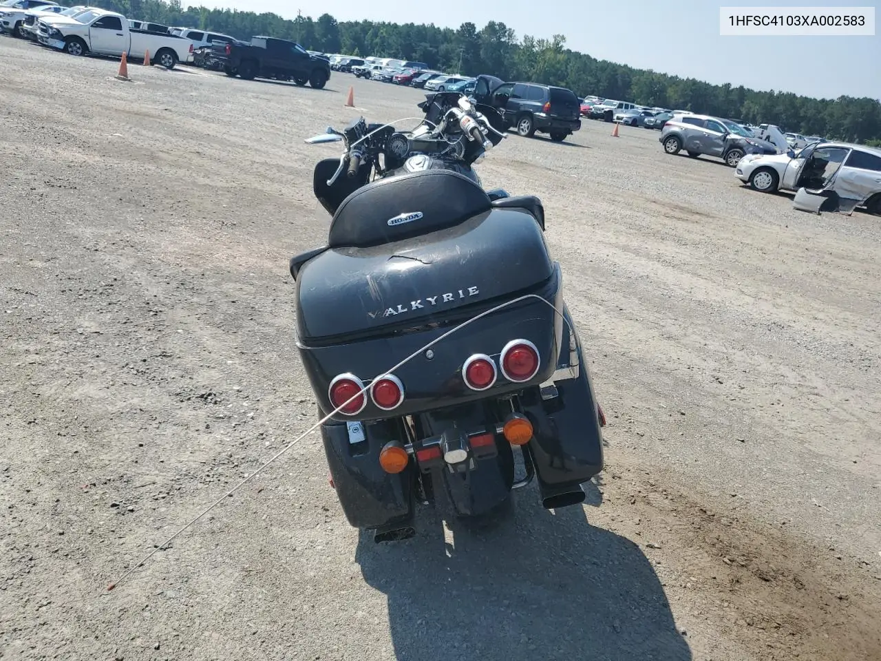1999 Honda Gl1500 Cf VIN: 1HFSC4103XA002583 Lot: 51298765