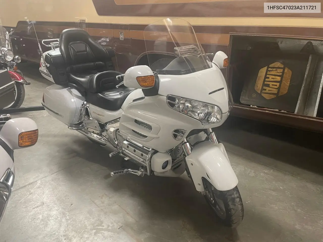 2003 Honda Gl1800 VIN: 1HFSC47023A211721 Lot: 60728455