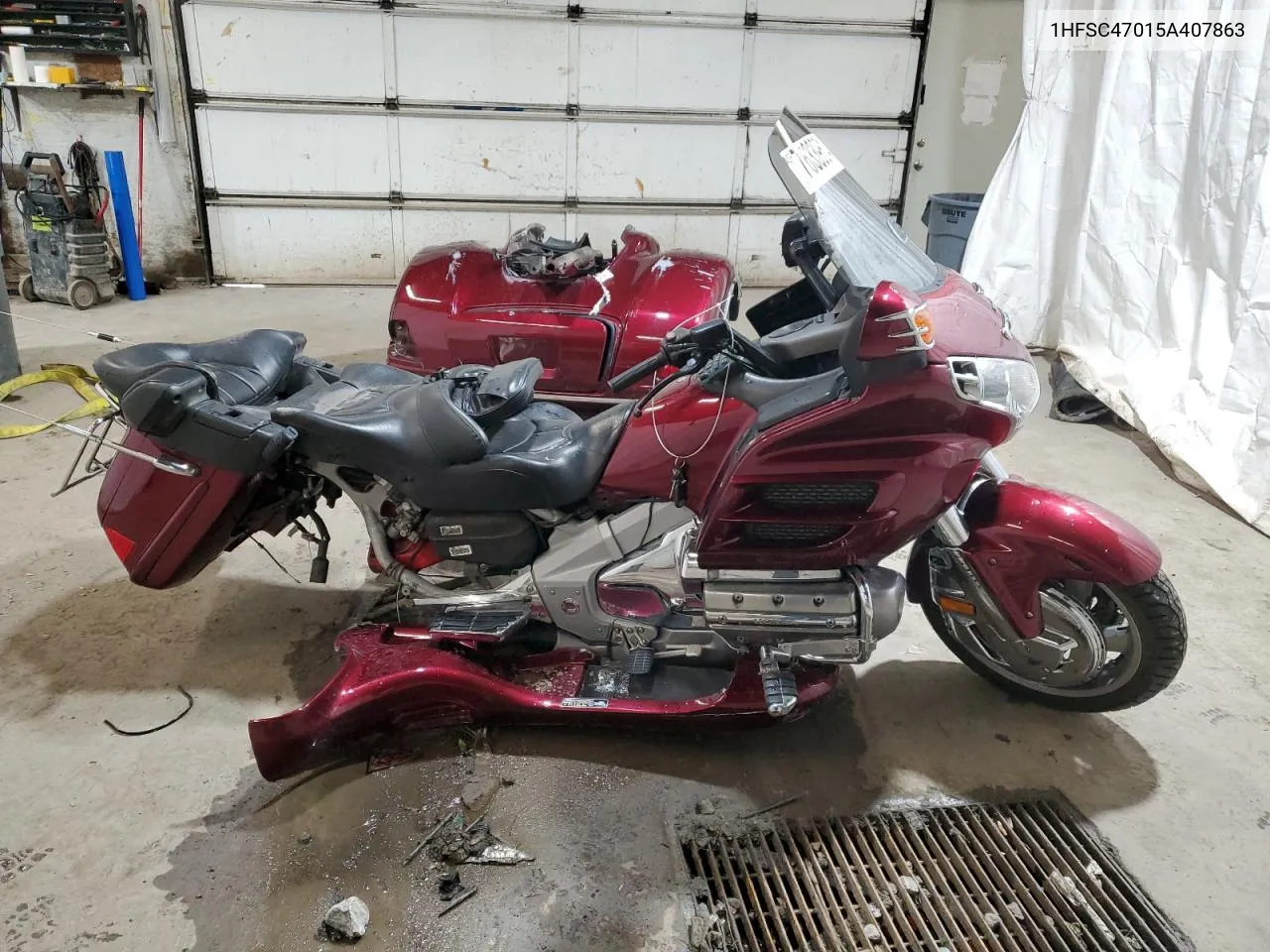 2005 Honda Gl1800 VIN: 1HFSC47015A407863 Lot: 76339614