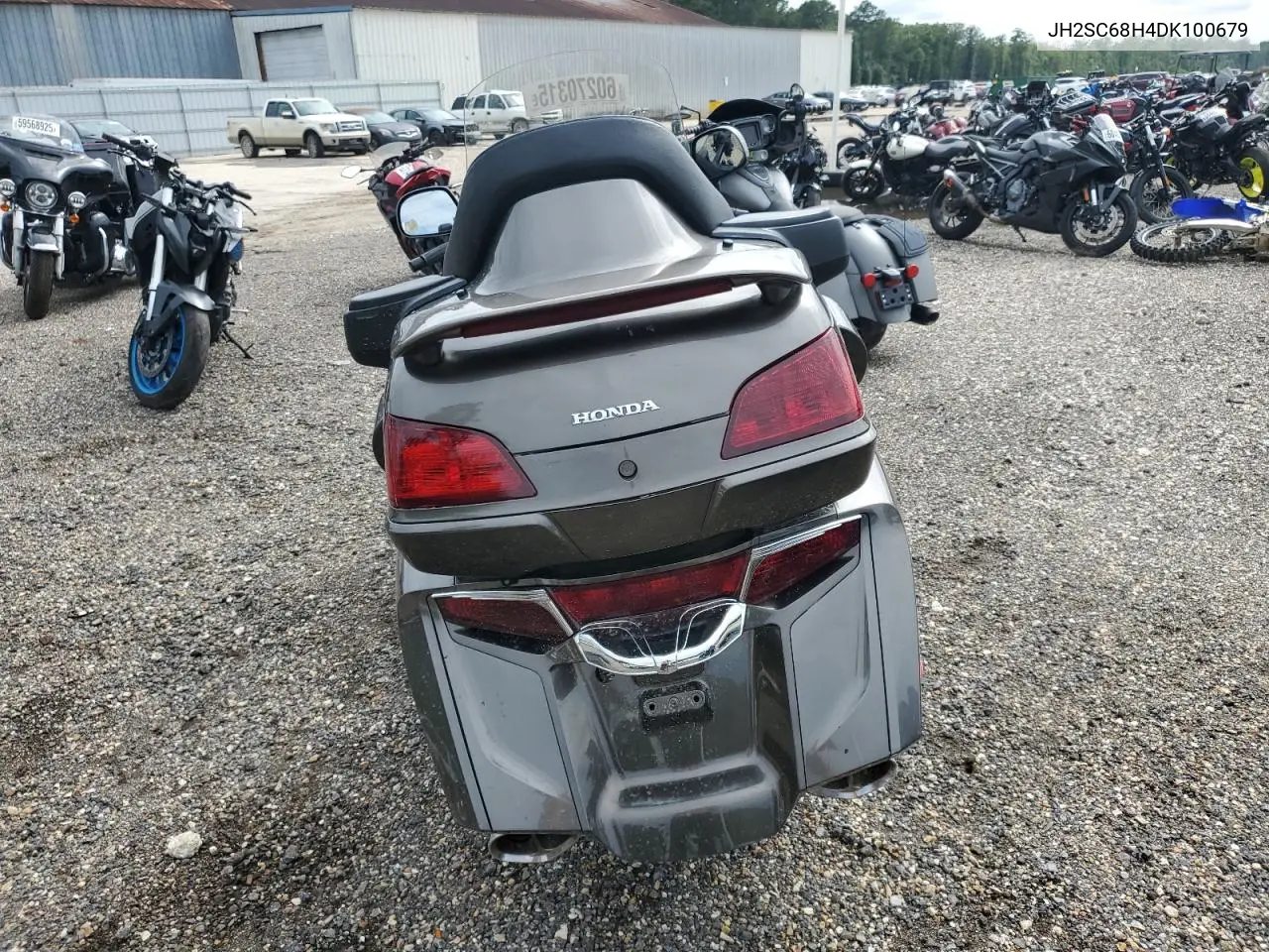 2013 Honda Gl1800 H VIN: JH2SC68H4DK100679 Lot: 60270315