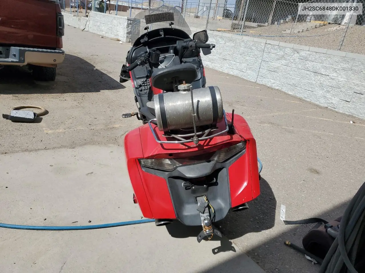 2013 Honda Gl1800 B VIN: JH2SC6848DK001330 Lot: 61400075
