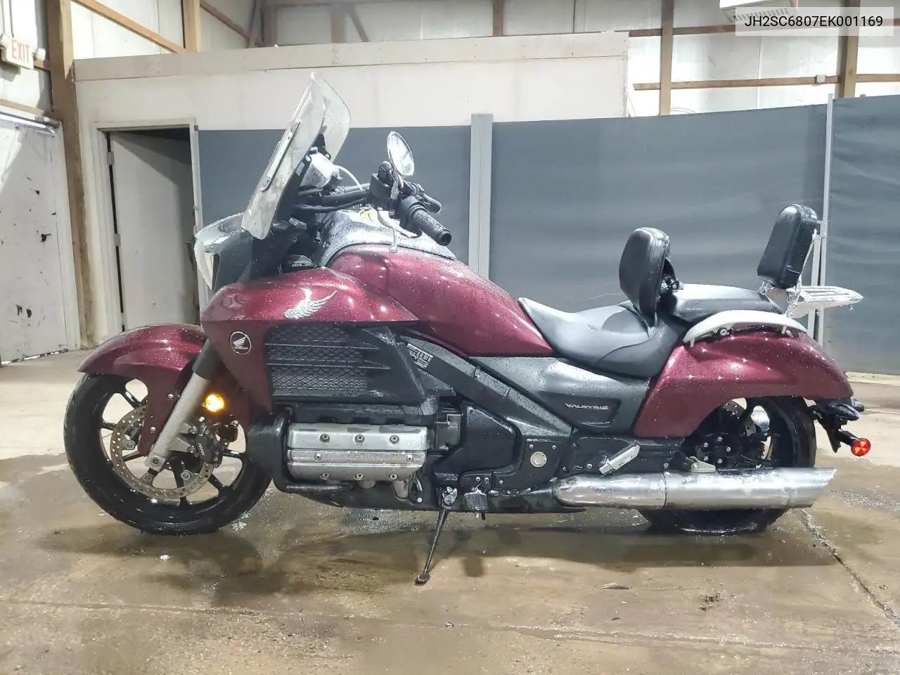 2014 Honda Gl1800 C VIN: JH2SC6807EK001169 Lot: 62397185