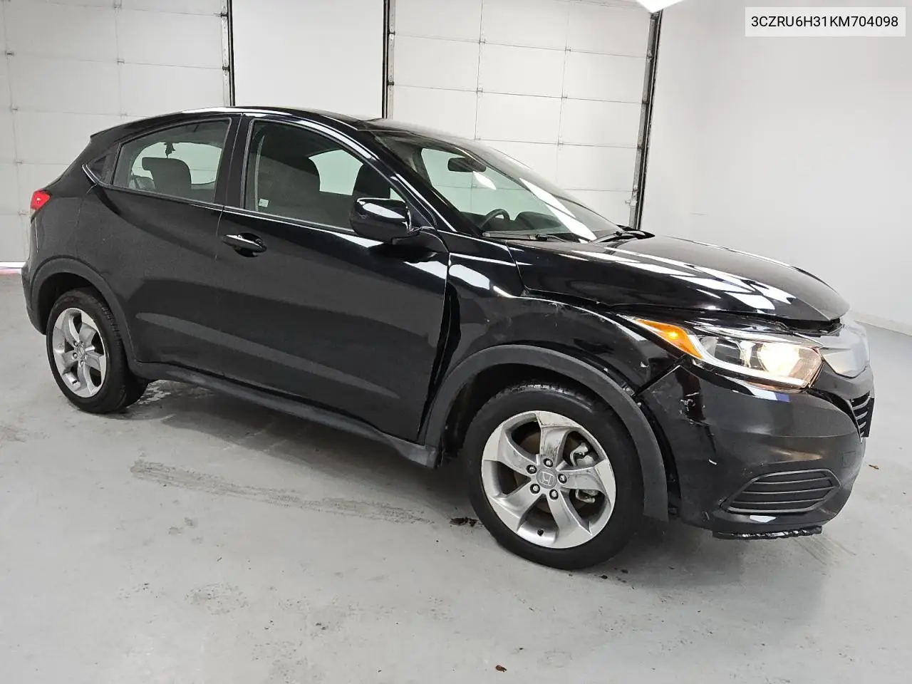 2019 Honda Hr-V Lx VIN: 3CZRU6H31KM704098 Lot: 60098495