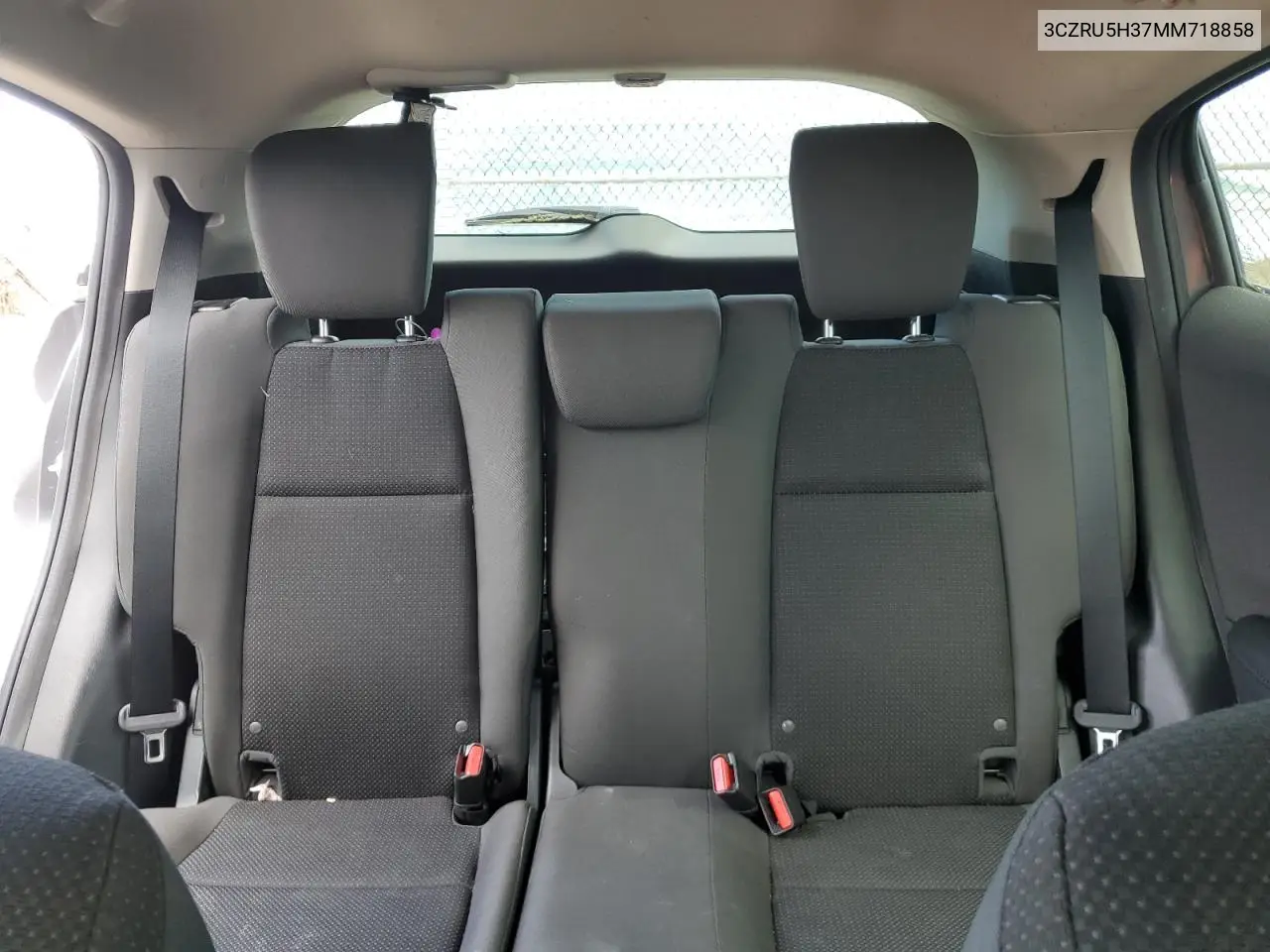 2021 Honda Hr-V Lx VIN: 3CZRU5H37MM718858 Lot: 61998645