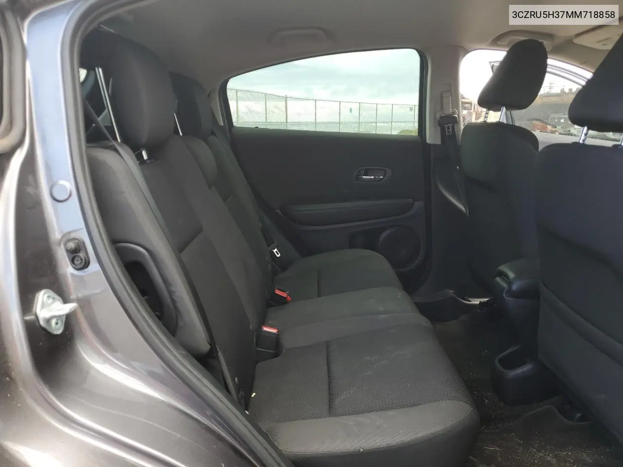 2021 Honda Hr-V Lx VIN: 3CZRU5H37MM718858 Lot: 61998645