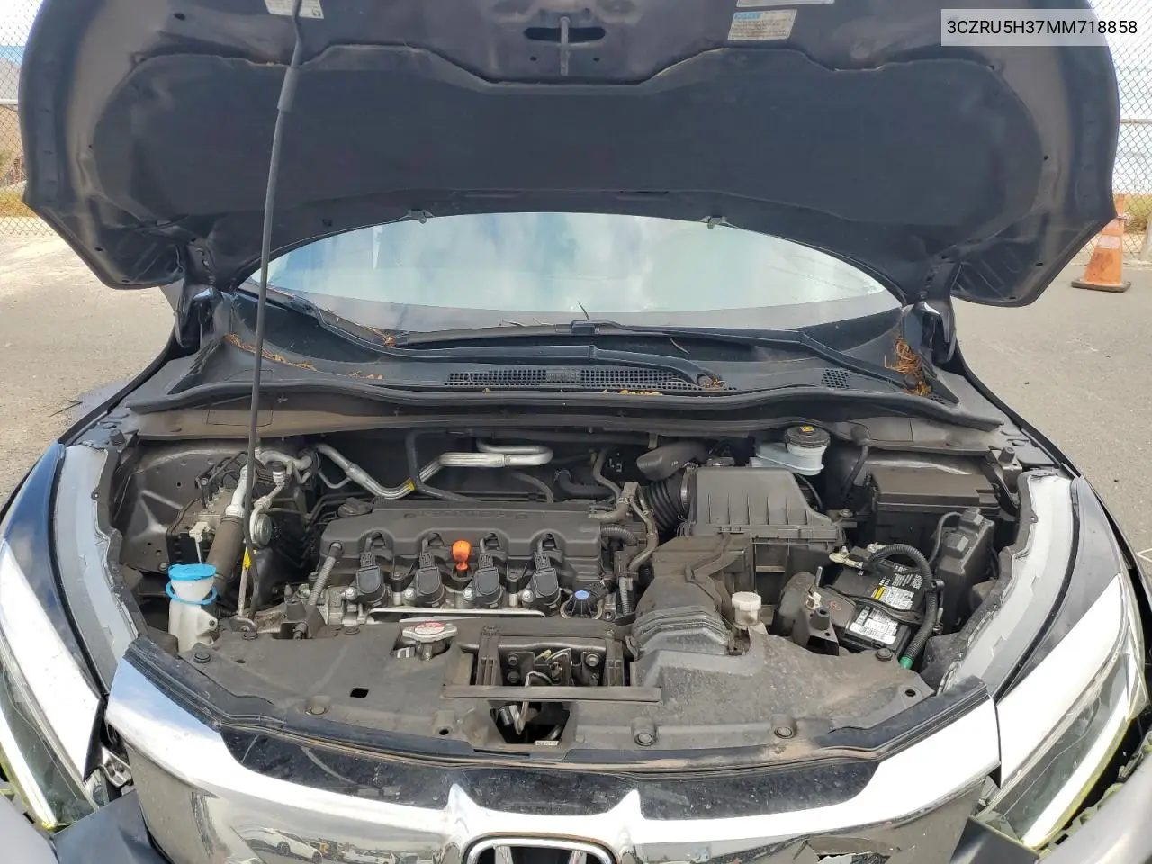2021 Honda Hr-V Lx VIN: 3CZRU5H37MM718858 Lot: 61998645