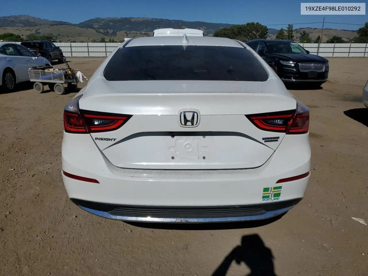2020 Honda Insight Touring VIN: 19XZE4F98LE010292 Lot: 56136185