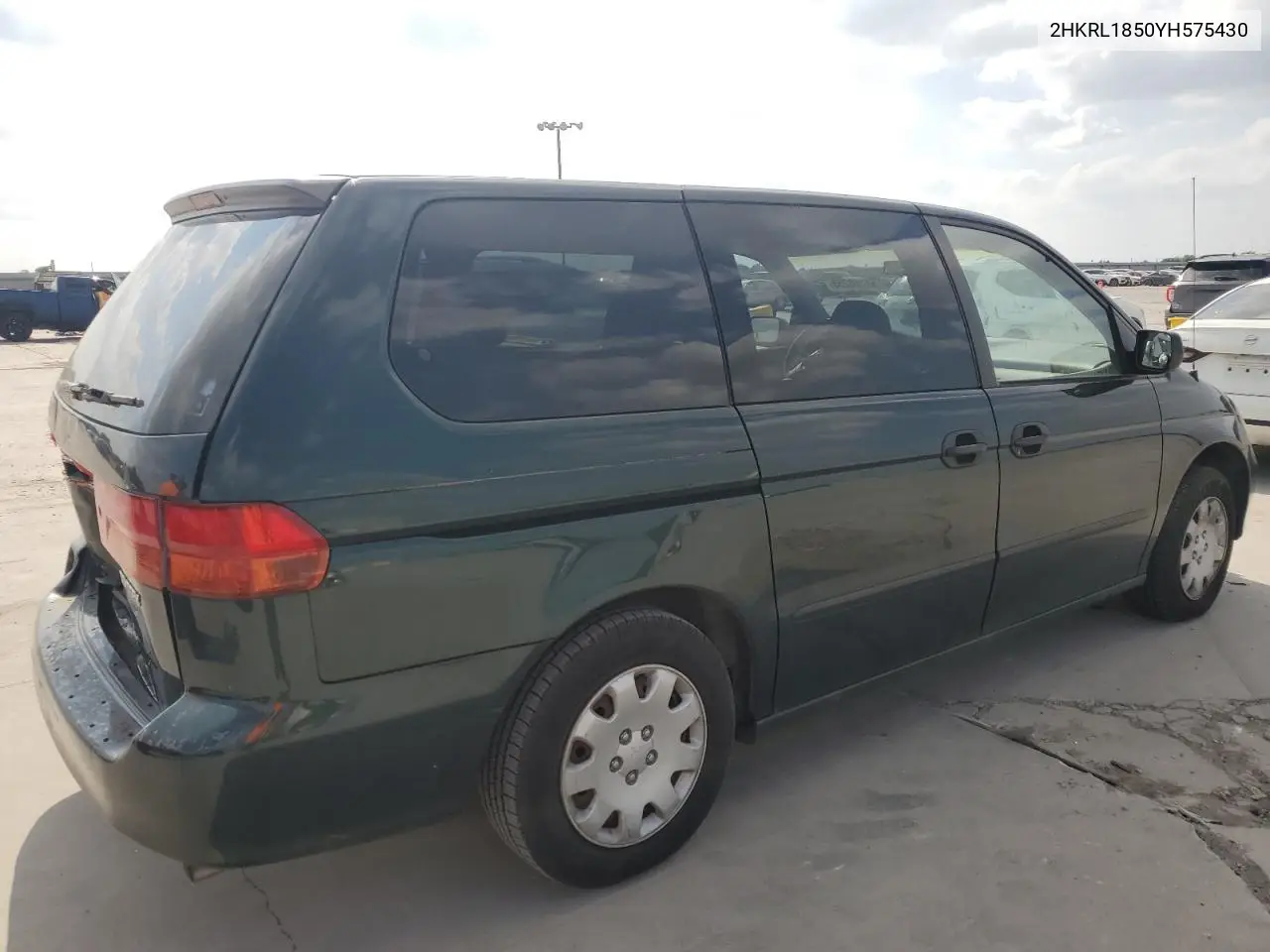 2000 Honda Odyssey Lx VIN: 2HKRL1850YH575430 Lot: 53260255