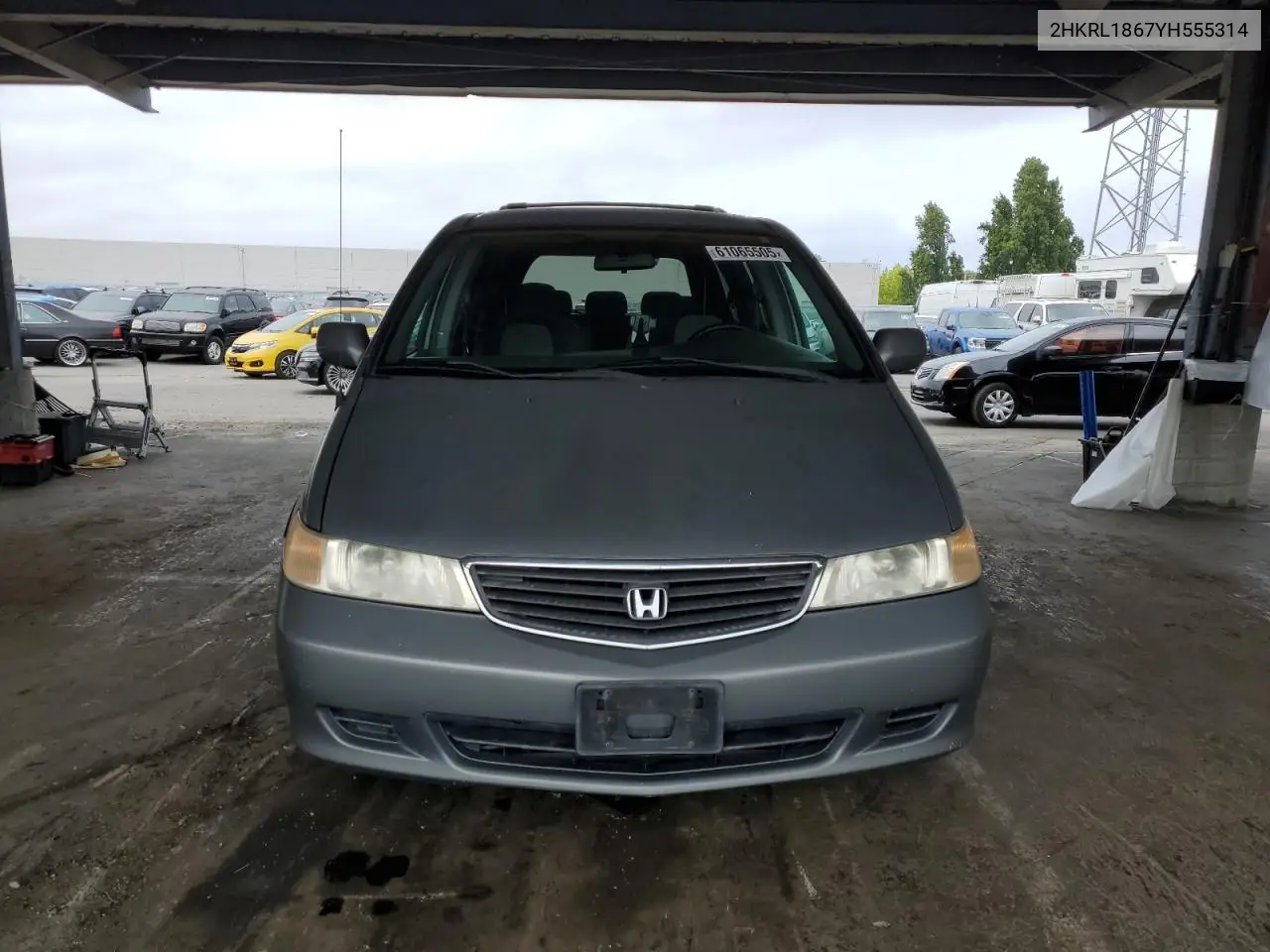 2000 Honda Odyssey Ex VIN: 2HKRL1867YH555314 Lot: 61065505