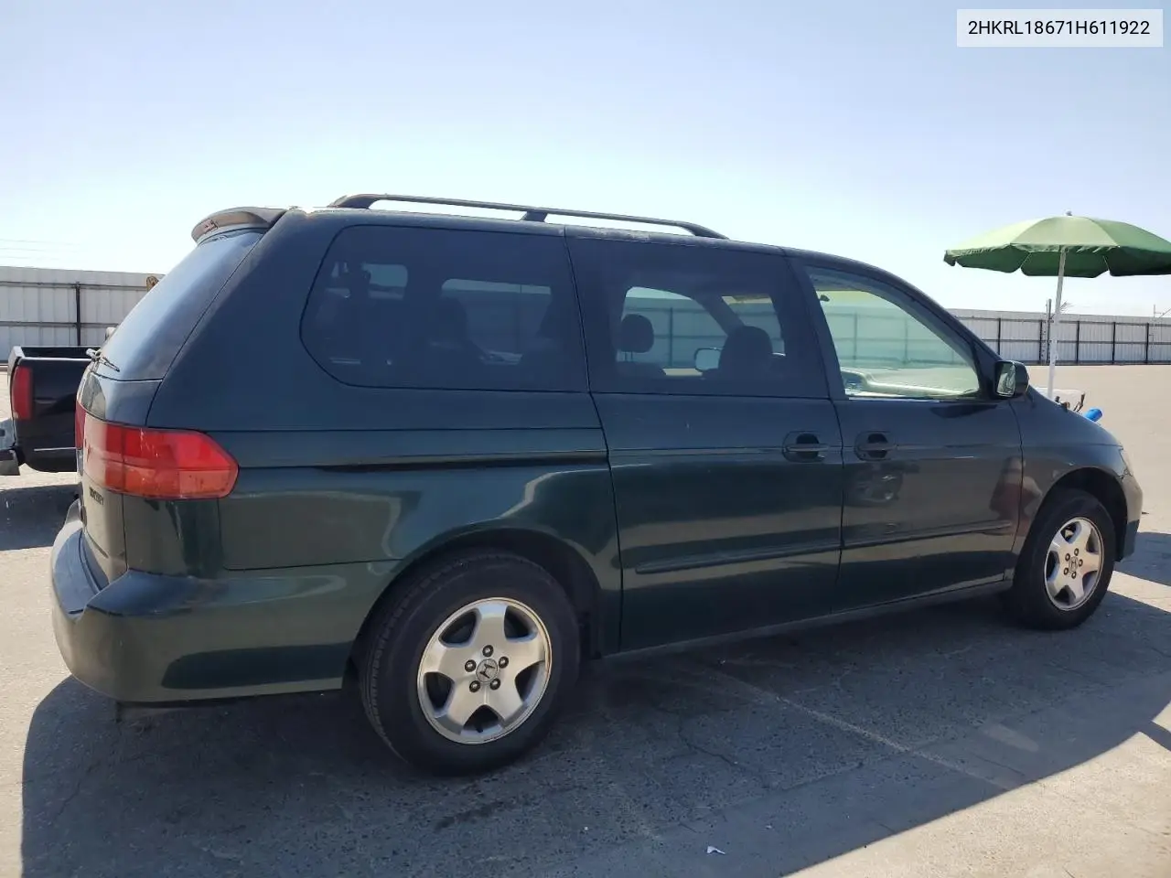 2001 Honda Odyssey Ex VIN: 2HKRL18671H611922 Lot: 61768255