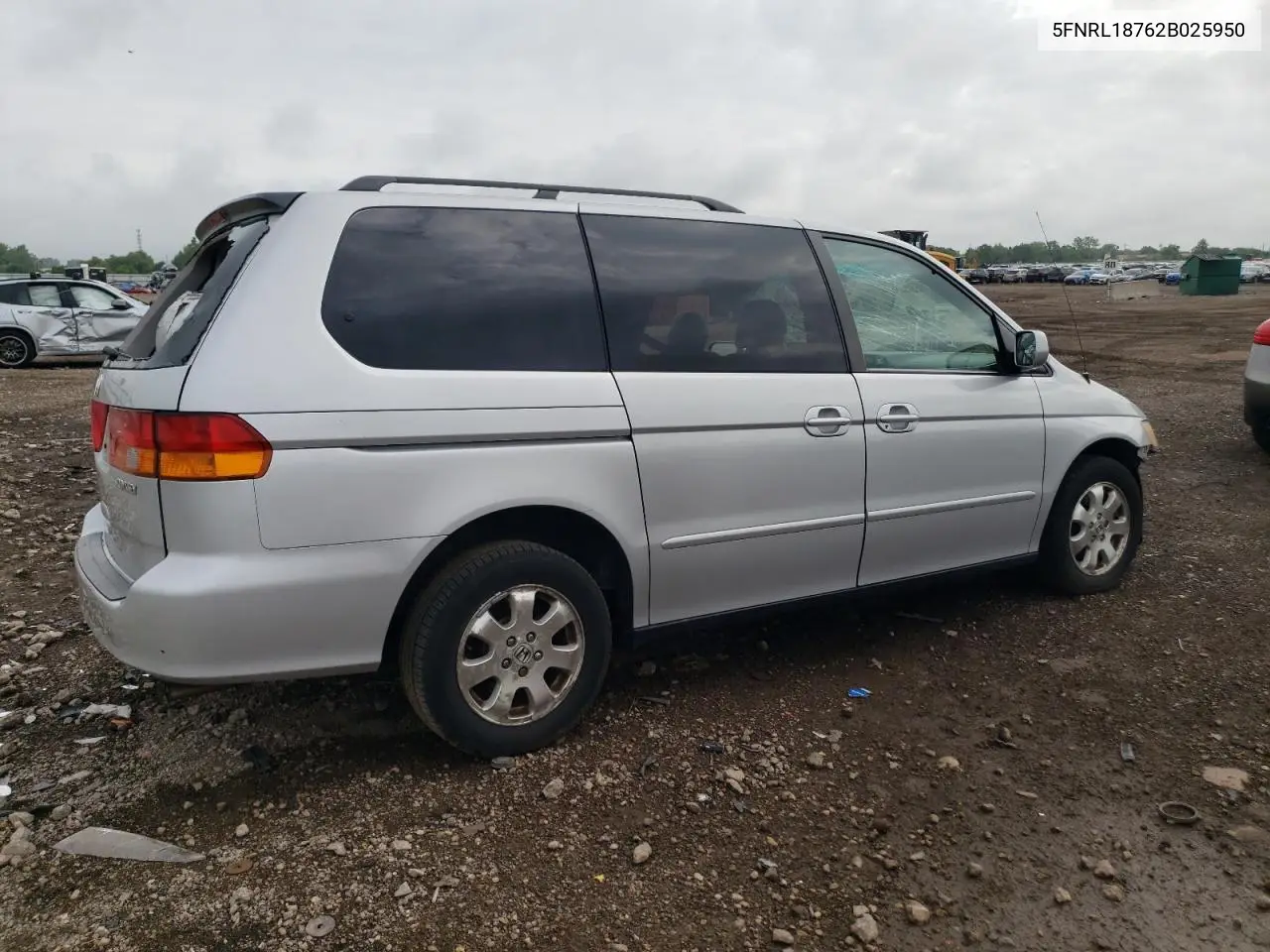 2002 Honda Odyssey Exl VIN: 5FNRL18762B025950 Lot: 62320625