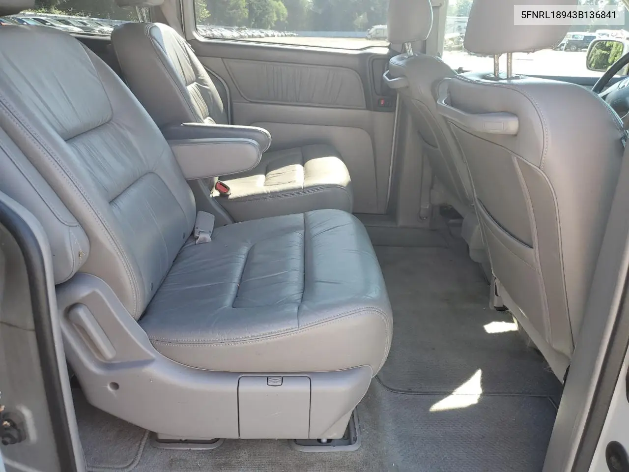 2003 Honda Odyssey Exl VIN: 5FNRL18943B136841 Lot: 63111185