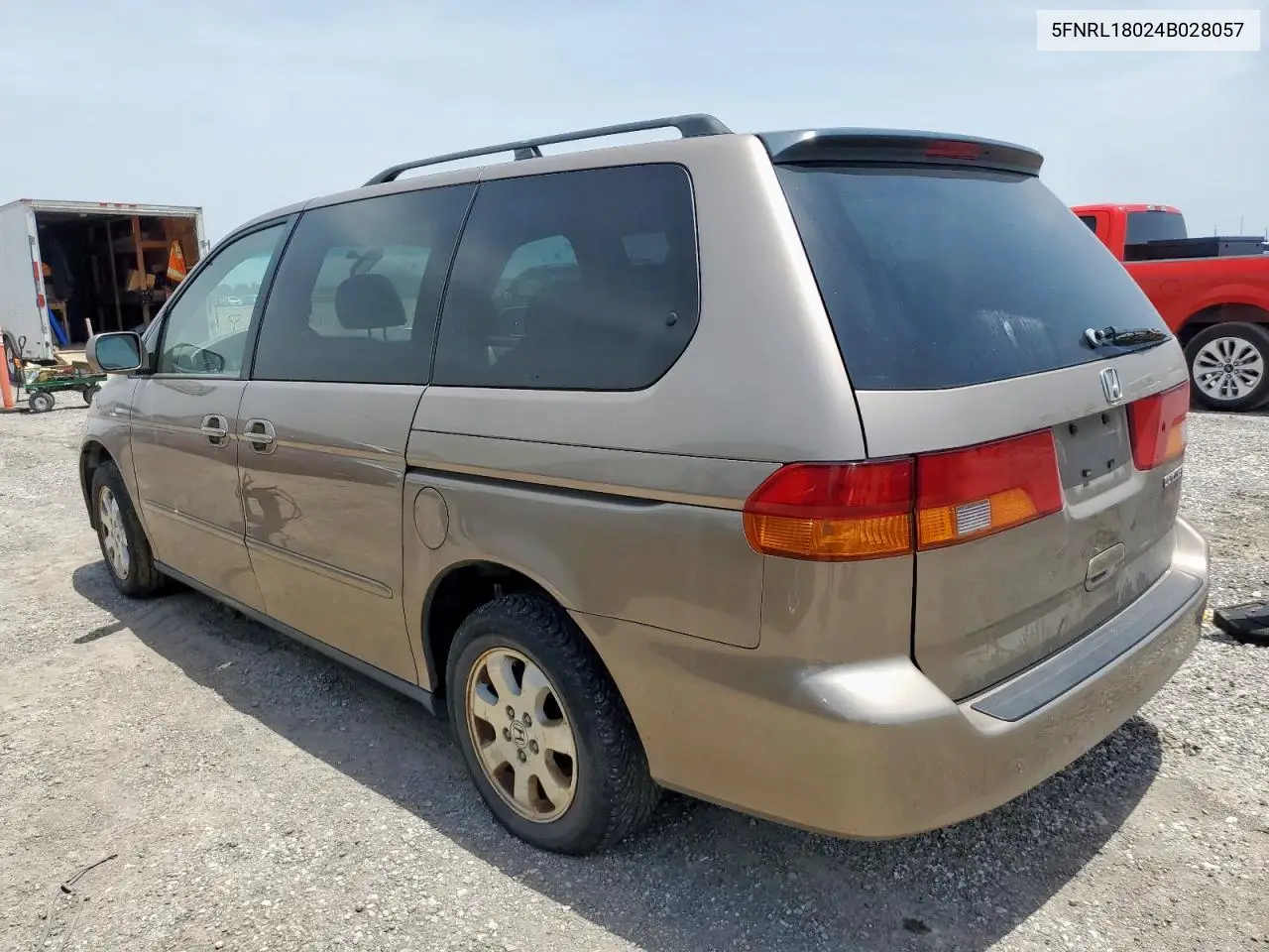 2004 Honda Odyssey Exl VIN: 5FNRL18024B028057 Lot: 56678325