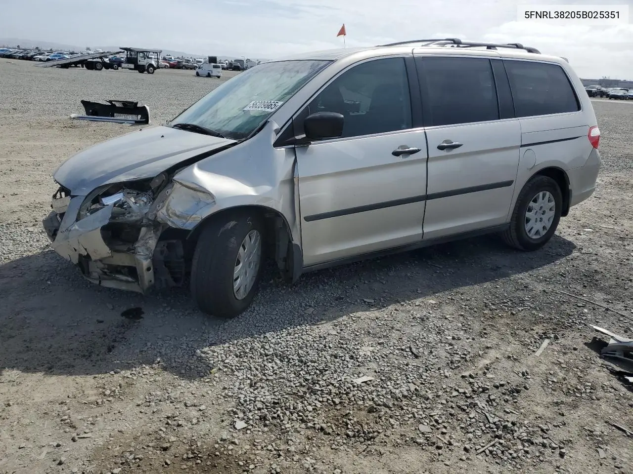 2005 Honda Odyssey Lx VIN: 5FNRL38205B025351 Lot: 56209865
