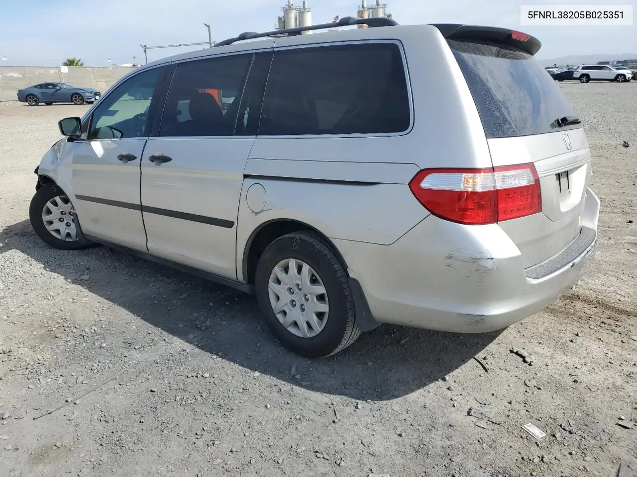 2005 Honda Odyssey Lx VIN: 5FNRL38205B025351 Lot: 56209865