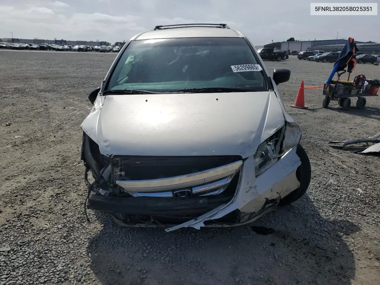 2005 Honda Odyssey Lx VIN: 5FNRL38205B025351 Lot: 56209865