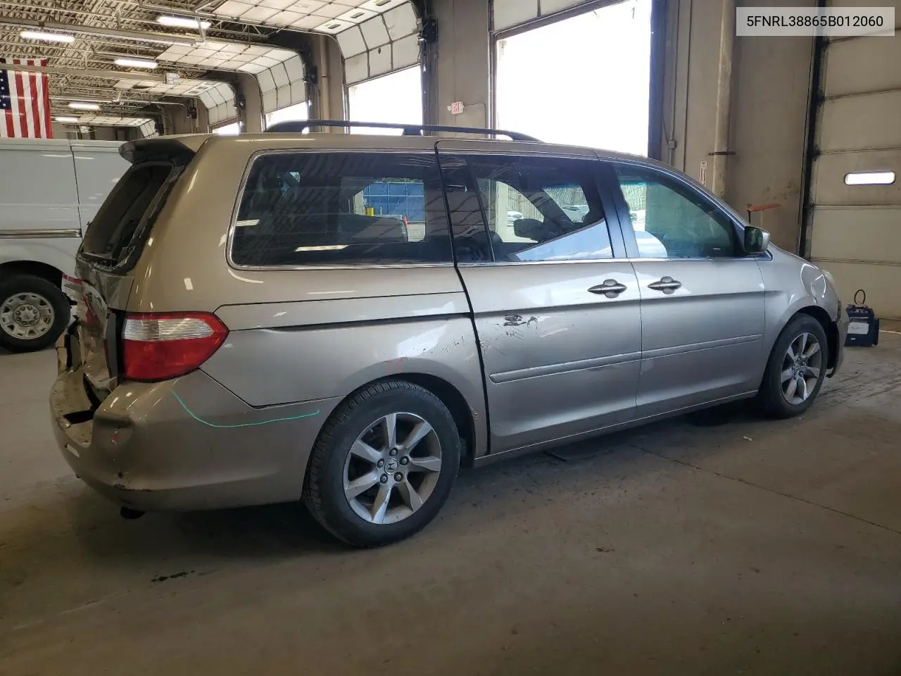 2005 Honda Odyssey Touring VIN: 5FNRL38865B012060 Lot: 56576065