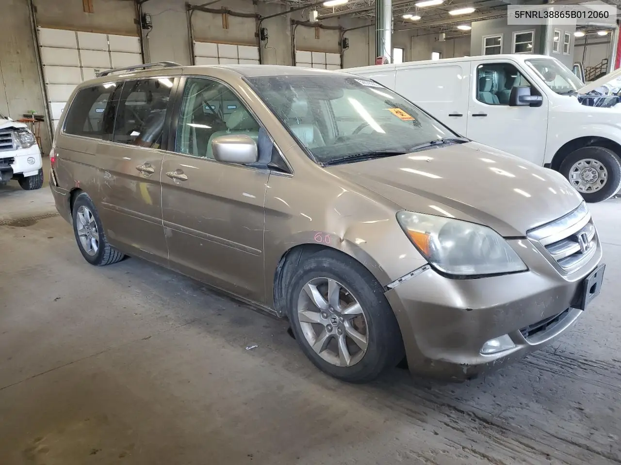 2005 Honda Odyssey Touring VIN: 5FNRL38865B012060 Lot: 56576065