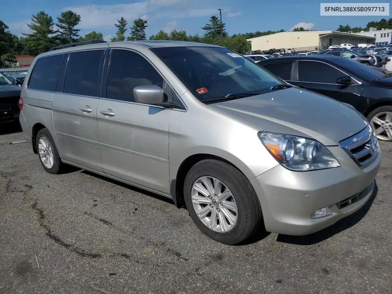 2005 Honda Odyssey Touring VIN: 5FNRL388X5B097713 Lot: 60722985