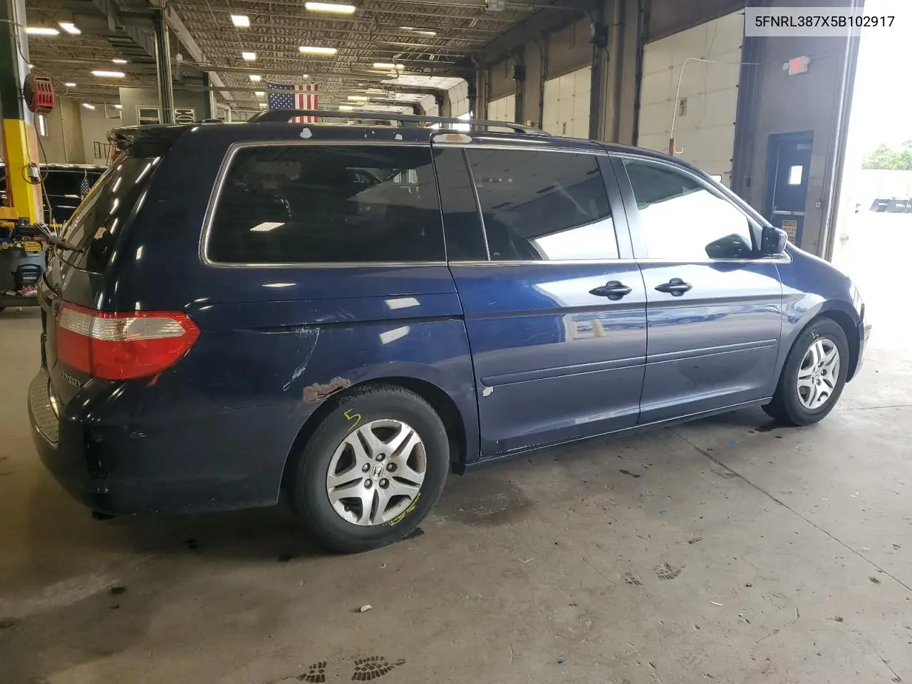 2005 Honda Odyssey Exl VIN: 5FNRL387X5B102917 Lot: 62707225