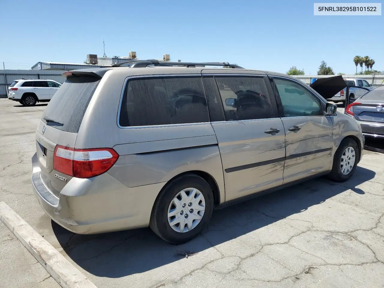 2005 Honda Odyssey Lx VIN: 5FNRL38295B101522 Lot: 65648685