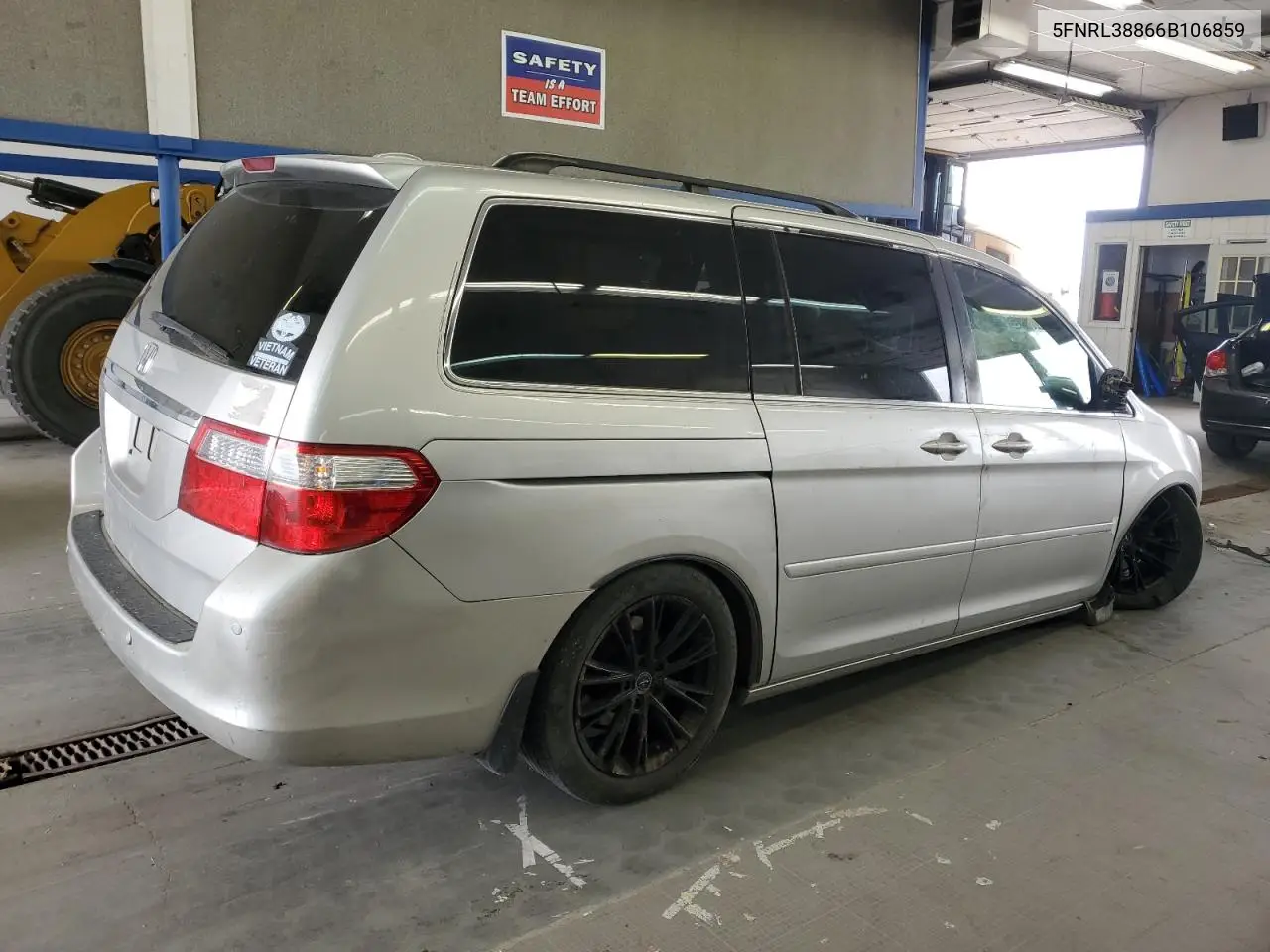 2006 Honda Odyssey Touring VIN: 5FNRL38866B106859 Lot: 62405745