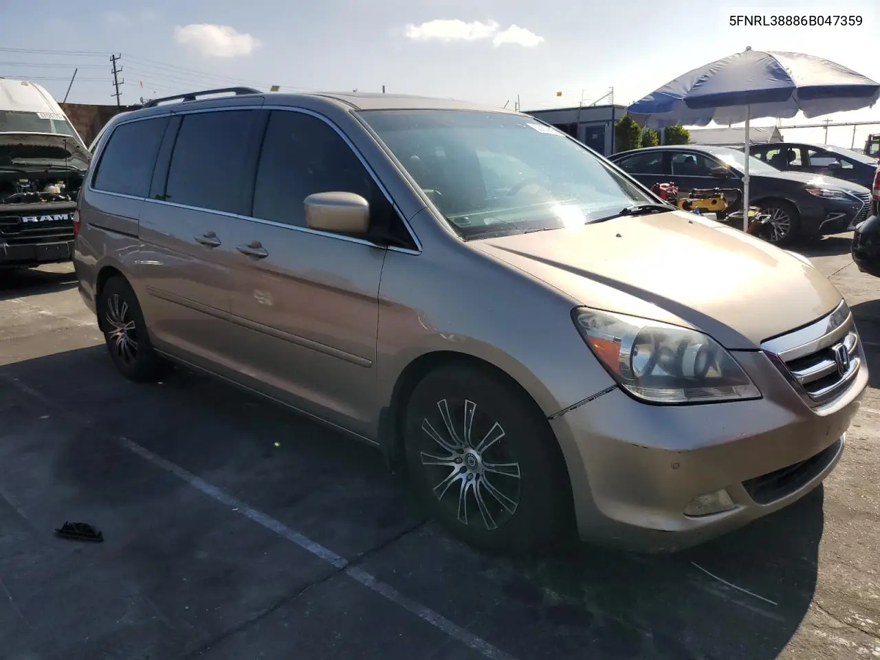 2006 Honda Odyssey Touring VIN: 5FNRL38886B047359 Lot: 63230905