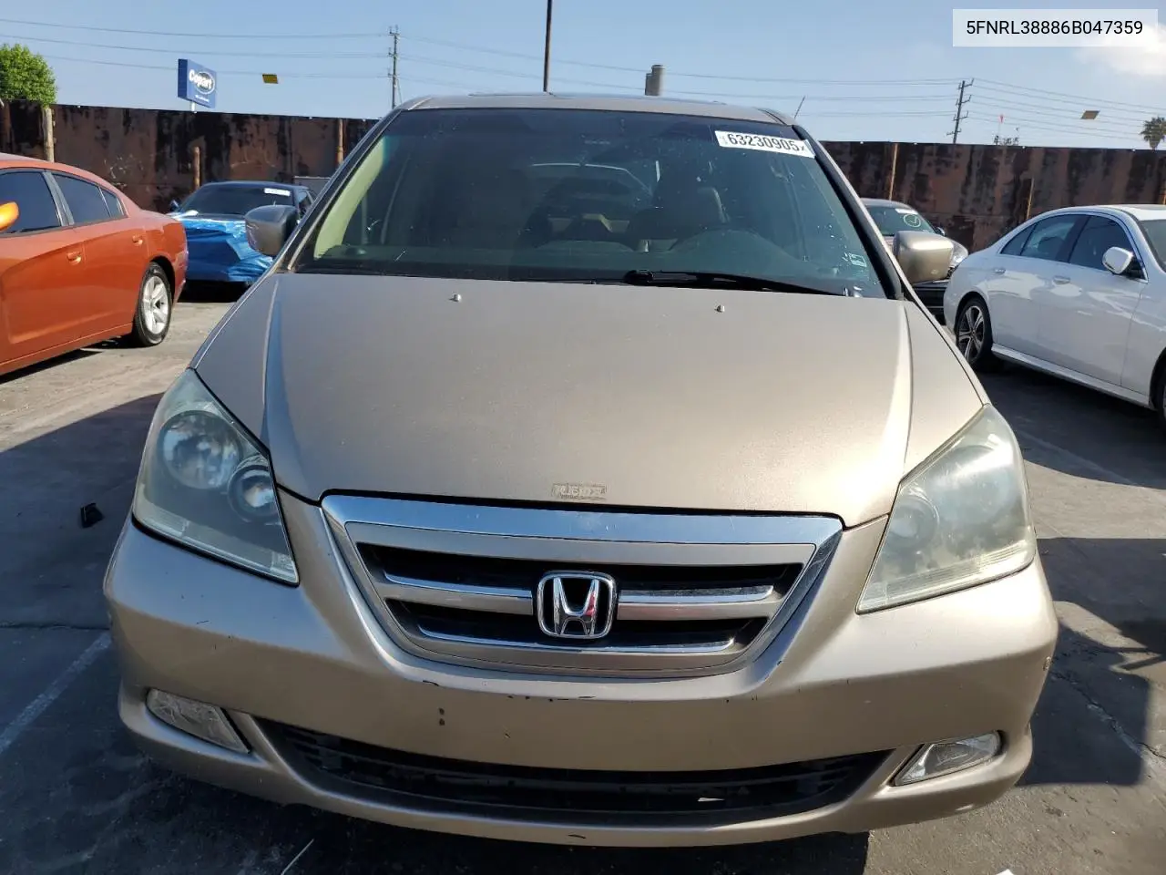 2006 Honda Odyssey Touring VIN: 5FNRL38886B047359 Lot: 63230905