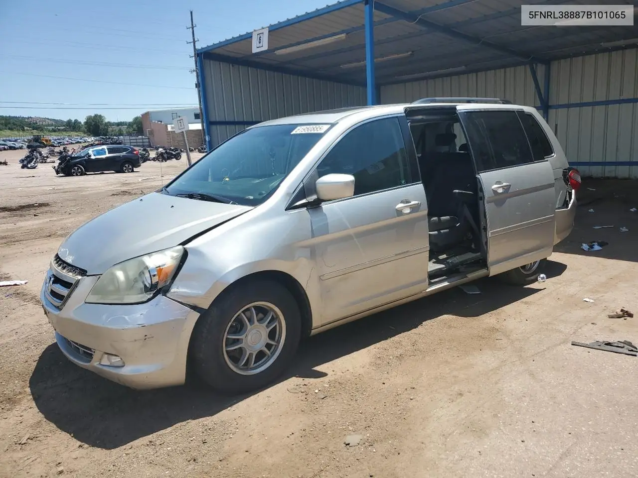 2007 Honda Odyssey Touring VIN: 5FNRL38887B101065 Lot: 61950885
