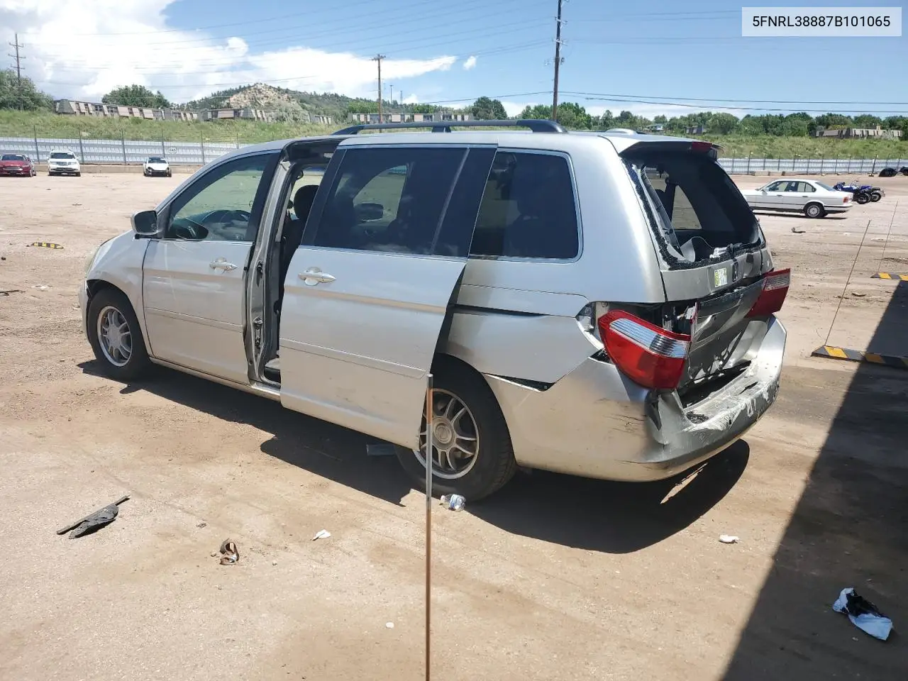 2007 Honda Odyssey Touring VIN: 5FNRL38887B101065 Lot: 61950885